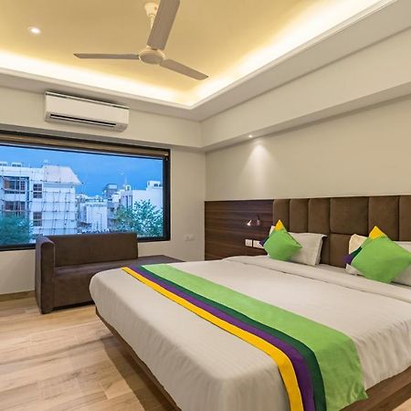 Treebo Pink City Grand ชัยปุระ ภายนอก รูปภาพ